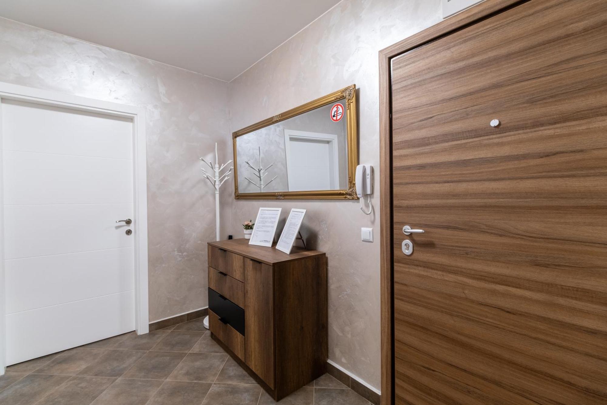 Bunardjik Hill 1-Bed Apartments Пловдив Экстерьер фото